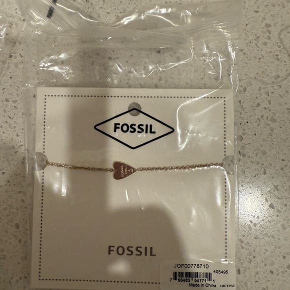 Fossil Gold Heart Pendant Necklace - Picture 1 of 2